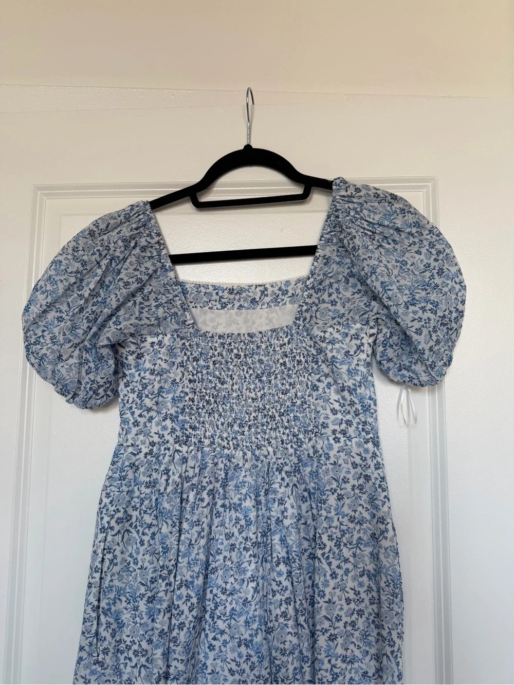 Blue Floral Puff-Sleeve Maxi Dress